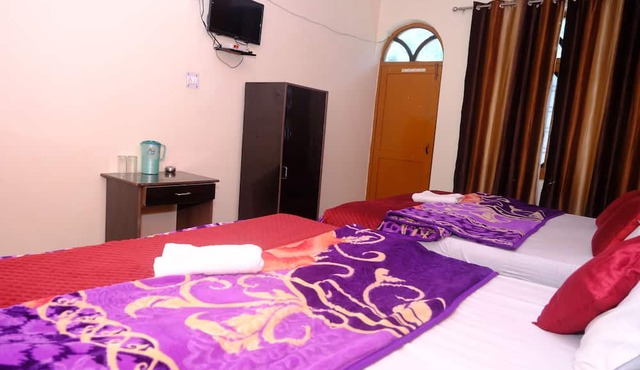 Hotel Him Deep Uttarkashi in Bhatwari