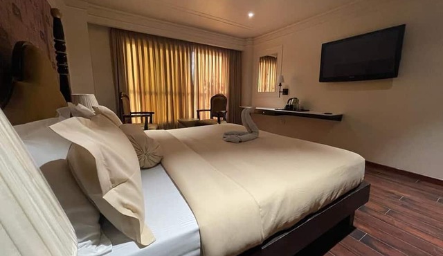 The Saga Hotel Green Park