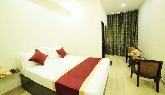 Hotel Skyee Residency Chandigarh