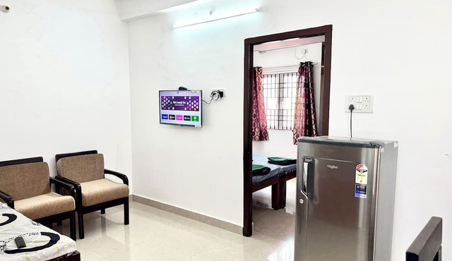 Sishya Service Apartment - Chennai OMR