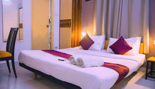 Naksha Tree Hotels Honey Crest
