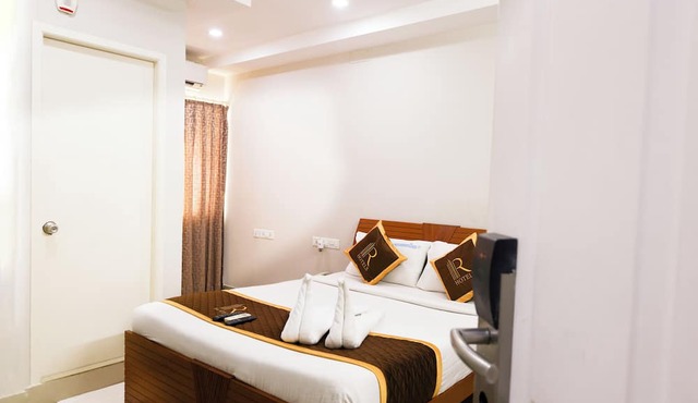 R-Hotels Rithikha Inn Porur