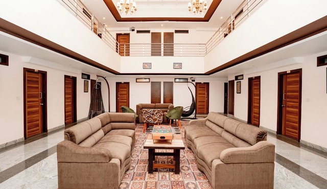 De Royale Montana Hotel and Resorts