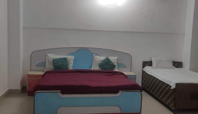 Hotel Abhishek Residency By The Arrow