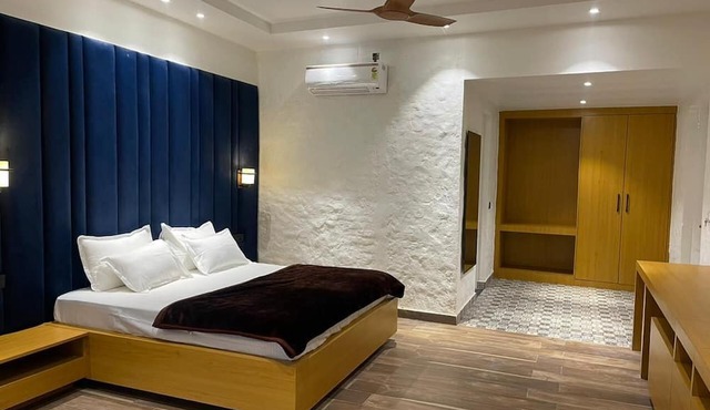 Mangalam Inn By AAA Grand