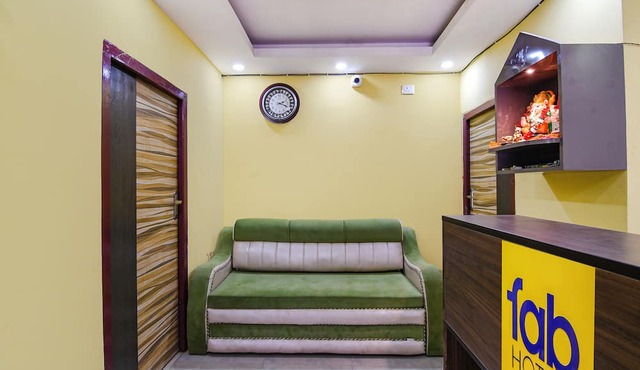 Fabexpress Laxmi Inn in Barasat
