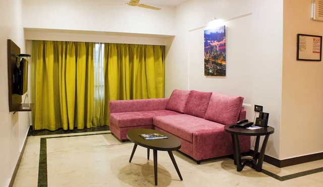The Emerald Hotel & Executive Apartments in Mumbai