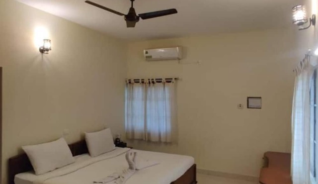 Coral Shelters Service Apartments Thuvariman