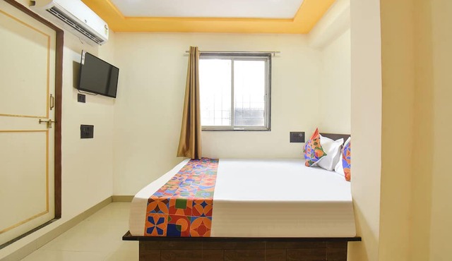 Fabhotel Silver Star in Pune