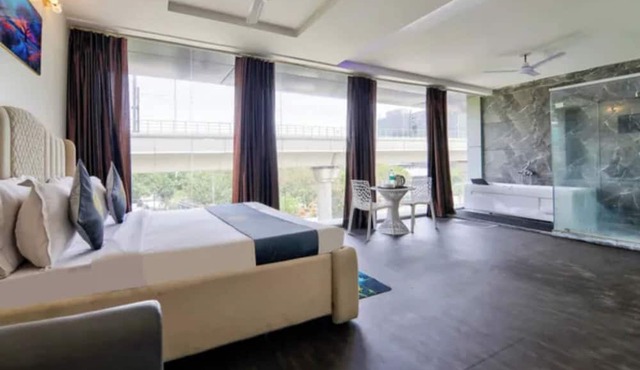 Fabhotel Swastik