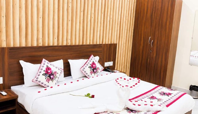 Hotel Shivaa