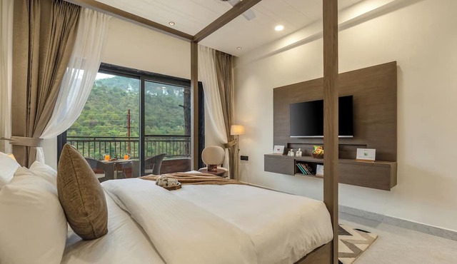 ELIVAAS Panchvati Veloraa 3BHK