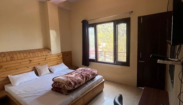 The Classic Residency Hotel & Banquet