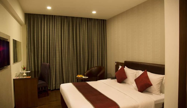 V7 Hotel