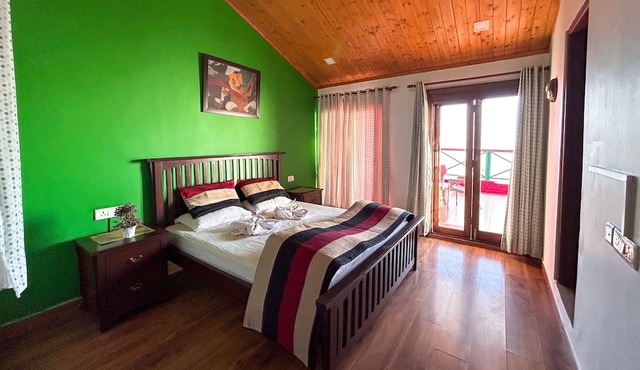 Veenu's Cottage