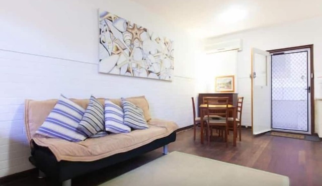 B3 Crawley/Nedlands Apartment 1 BRM + Sleepout - 2min walk to UWA in Crawley