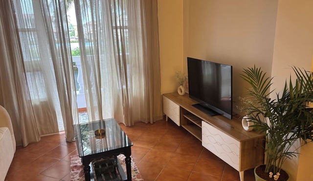Bohame - Boho Poolside 1BHK, 2-Min Walk to Benaulim Beach