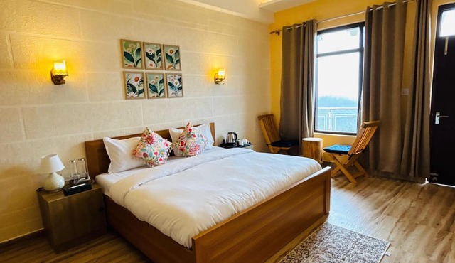 The Laylah - A Luxury villa in Binsar near Kasar Devi temple.