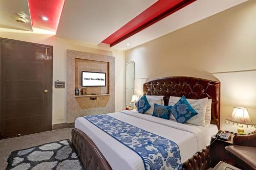 Hotel Karan Holidays Near Pitampura Metro Station