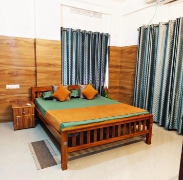 Swanthanam Devine stay