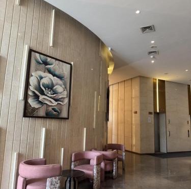 Majestic stay at Supernova Half day 11am-6pm
