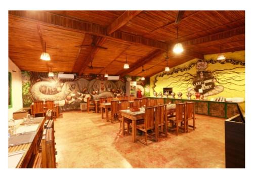 Corbett Soho Resort