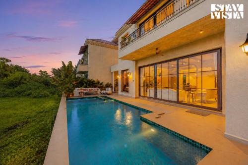 StayVista at Banyan Abode - Goa with BBQ & Infinity Pool