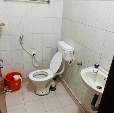 Happy Living Guest House