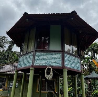 kumerikad estate