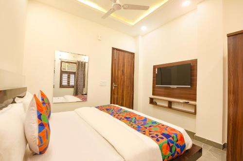 FabHotel Green Lotus