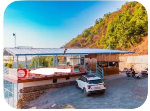 Jandari cafe and resort
