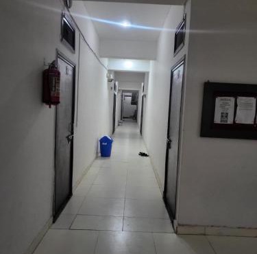 Luxury Heaven Hostel For Couples, Students, Faculties, Corporates