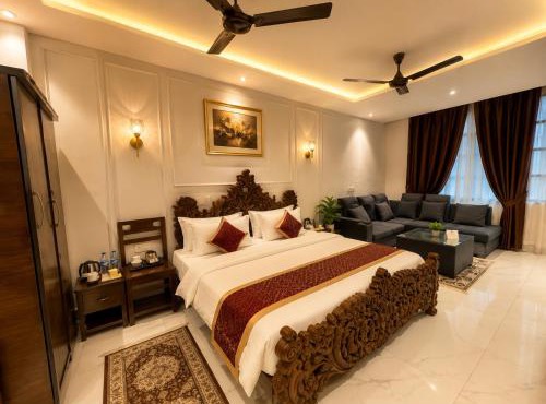 Hotel Kasa Stays Near DTU Rohini