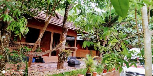 Adhivilla resort