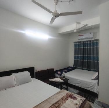 Hotel Rongdhanu International, Khulna