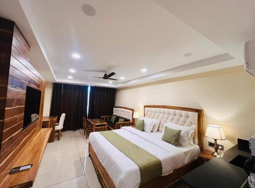 Stay With Shubham Hills View