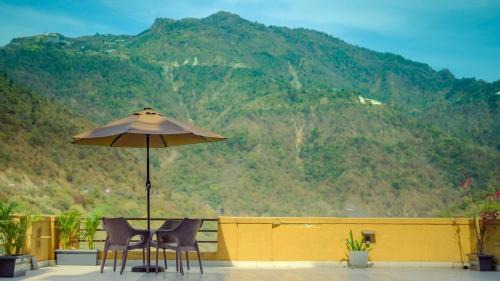 Aloha onthe Ganga Almost Heaven 2BR condo wit pool