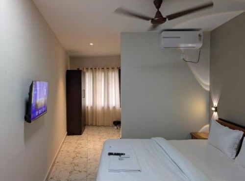 Hotel Vista by Booksy One Kollam Near Kollam Bypass in Kollam