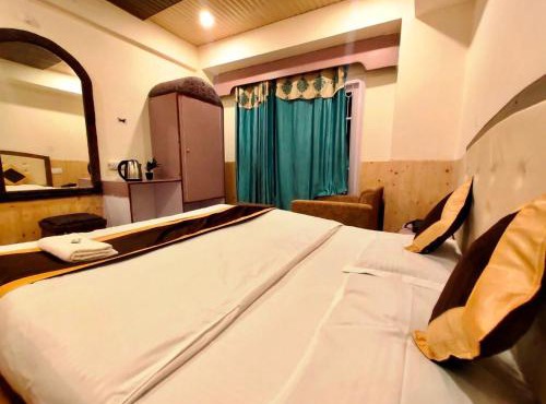 Regency Shooryaa Near The Mall Shimla