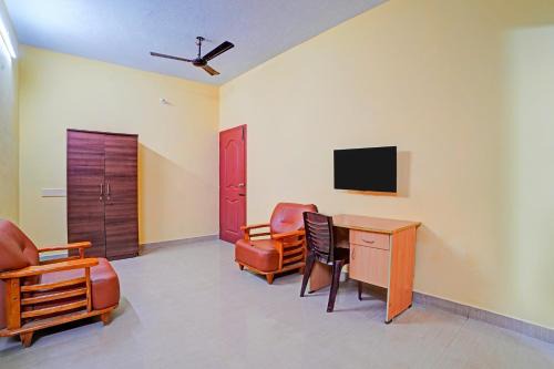 FabHotel Nimalan Residency Tambaram