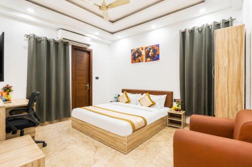 Hotel Quadis Central - Sector 27, NOIDA