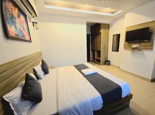 Evia Stayz Rajpur Canal Mussorie Road