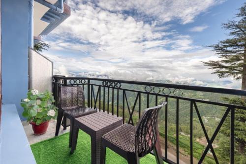 The Nature Retreat Kufri l Family Events I Multi Cuisine Restaurant l Sky Bonfire l Lift l Power Backup l Free Parking l Kufri By Exotic Stays