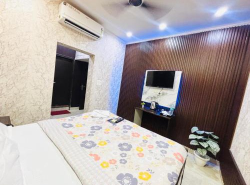 Hotel Jerry Residency - Nizamuddin Railway Station
