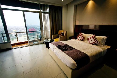 Crown Comfortia Hotel Jashore