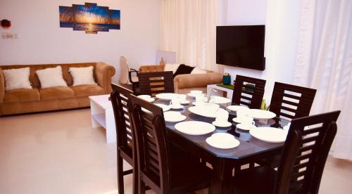 Golden 01 I Touch 4BR Apartment I Modern Living