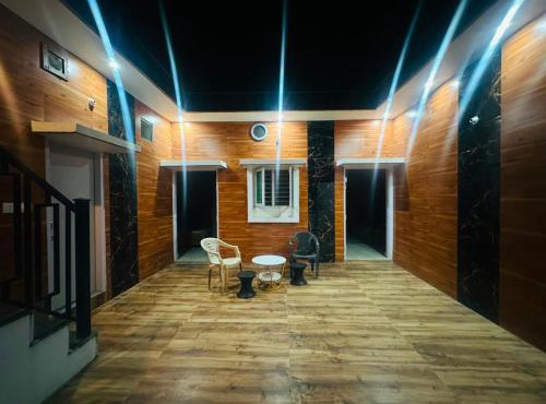 2 rooms with Large Baramda