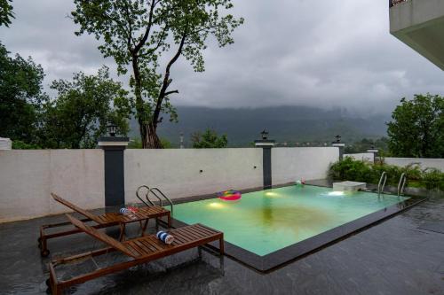 ELIVAAS Signature Sreelakam Villa 4-BHK Hillside Hideaway With Pvt Pool, Terrace Lounge, Sit-Out Areas & 360 Hill Views Near Sahyadri The Waterfall in Karjat