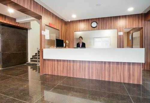Super Hotel O Gokul Grand Near SR Nagar Police Station