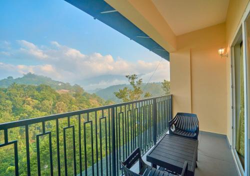 Nature Green Pool Resort Munnar by VOYE HOMES
